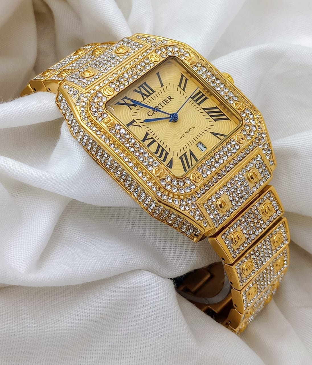 CARTIER Luxury Gold Watch for Men – Elegant Stainless Steel Timepiece