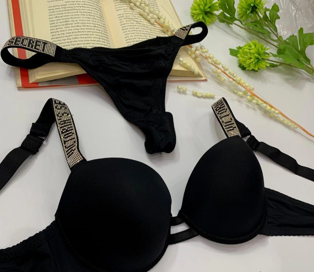 Women’s Bra & Panty Set – Stylish Lingerie for Everyday Comfort