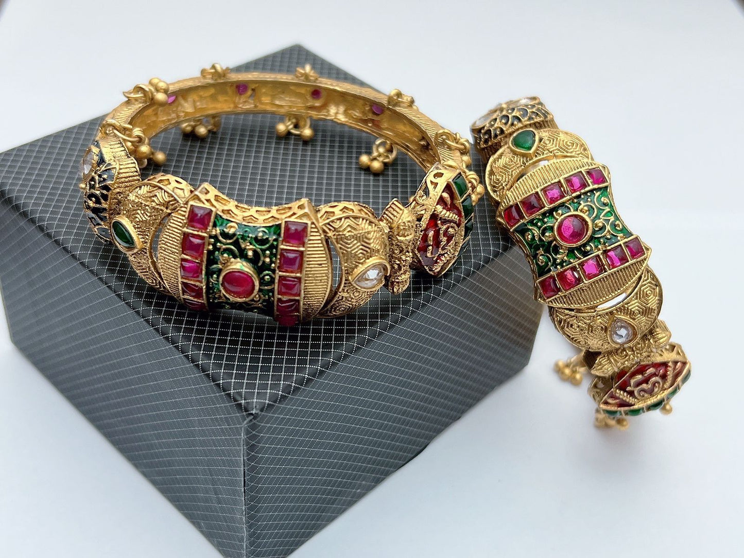 Rajwari Art Gold Plated Bangle Set – Pota Stone & Pearl Openable Design