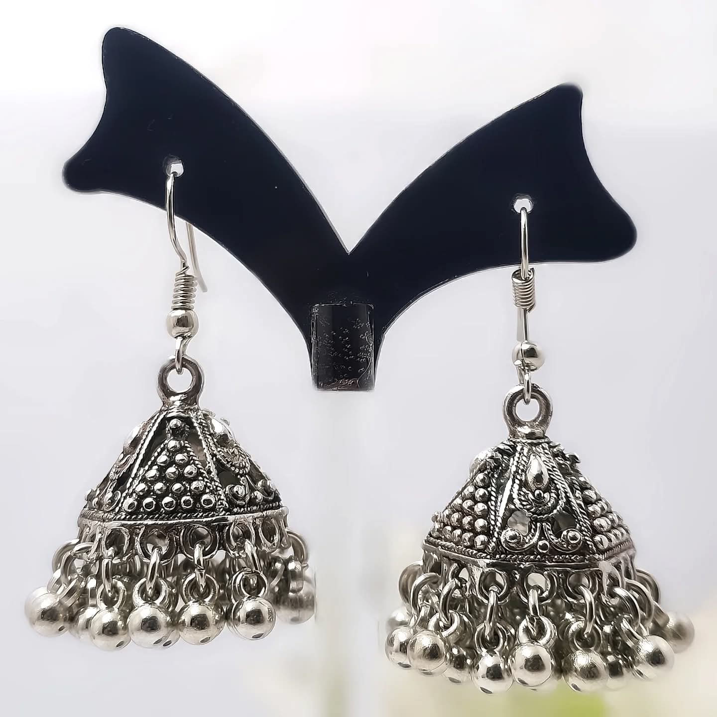 Traditional Handmade Jumka Earrings – Elegant Ethnic Jewelry