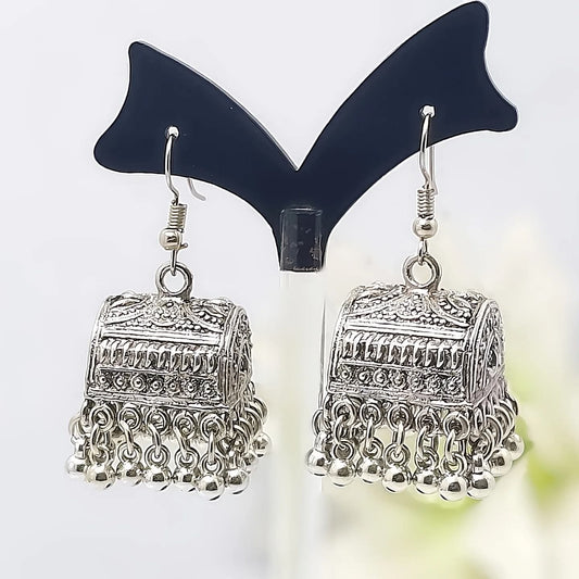 Traditional Handmade Jumka Earrings – Elegant Ethnic Jewelry