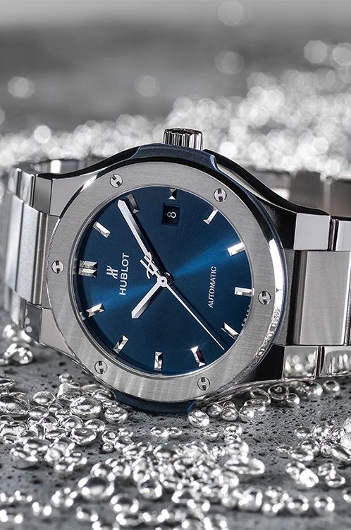 Hublot Women’s Luxury Watch – Elegant Stainless Steel Design