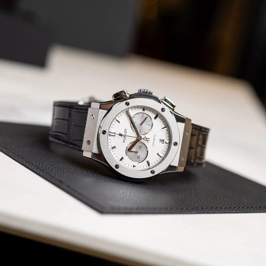 Hublot Women’s Luxury Watch – Elegant Stainless Steel Design