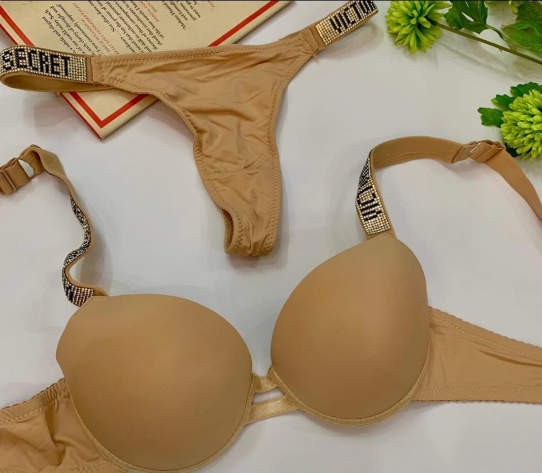Women’s Bra & Panty Set – Stylish Lingerie for Everyday Comfort