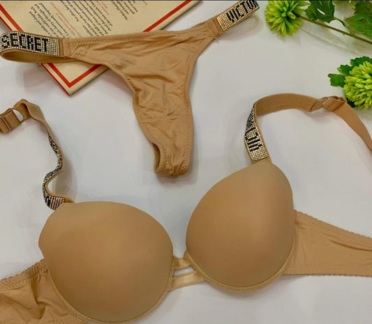 Women’s Bra & Panty Set – Stylish Lingerie for Everyday Comfort