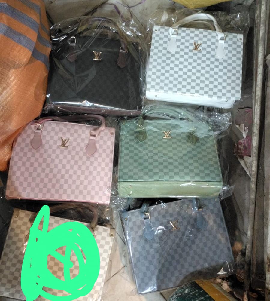 LV Signature Tote Bag Set – Luxury Women’s Handbag Collection